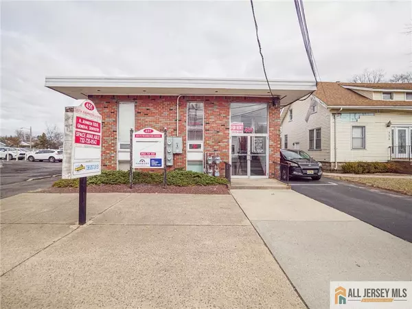 451 S Washington AVE, Piscataway, NJ 08854