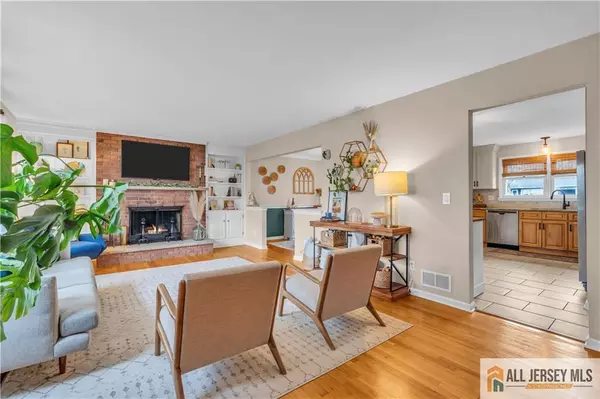 Middlesex, NJ 08846,110 Oak DR