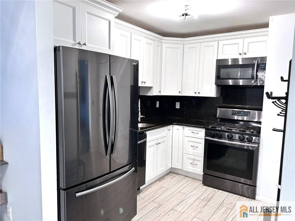 532 Cricket LN #532, Woodbridge Proper, NJ 07095