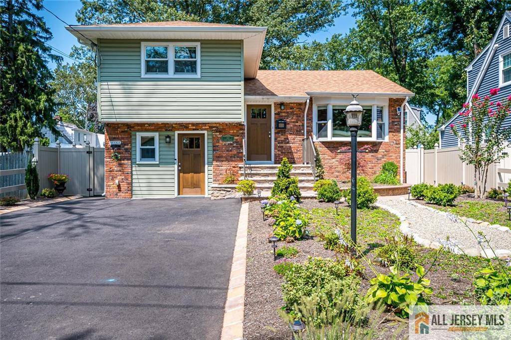 52 Amboy AVE, Metuchen, NJ 08840