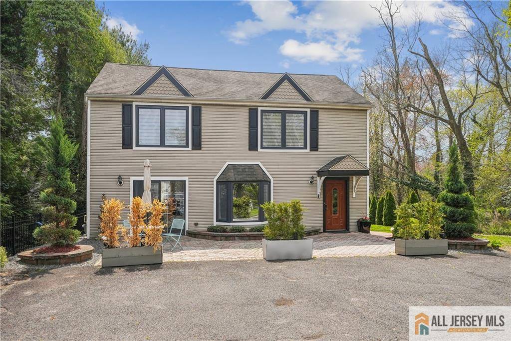 52 State Route 33 ST, Freehold Twp, NJ 07728