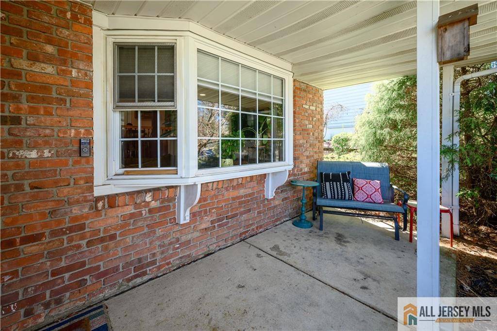 South River, NJ 08882,7 Hollywood ST