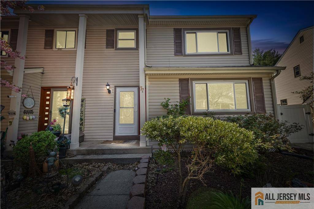 South Brunswick, NJ 08810,77 Larry CT