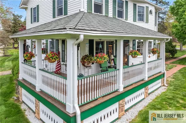 Franklin, NJ 08873,693 Weston Canal RD