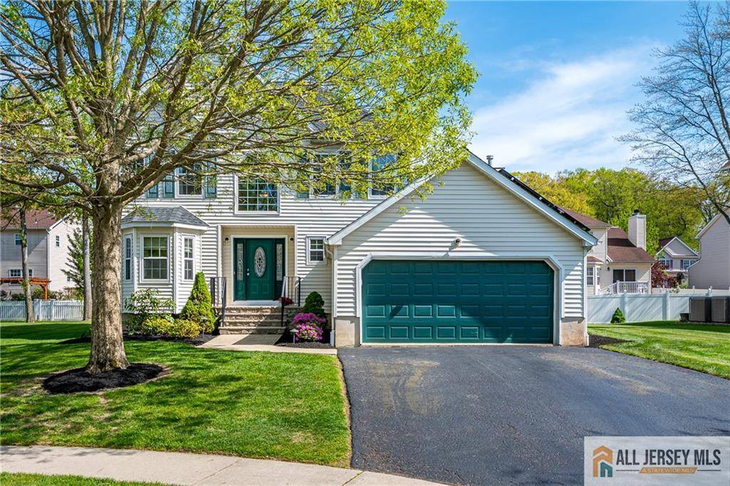 40 Greyhound CT, South Brunswick, NJ 08824
