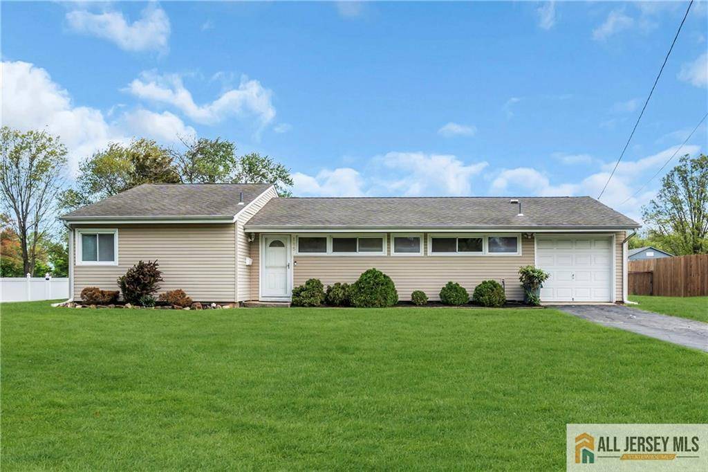 185 Kendall RD, South Brunswick, NJ 08824
