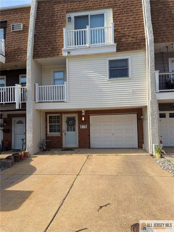 41 Village RD, Sea Bright, NJ 07760