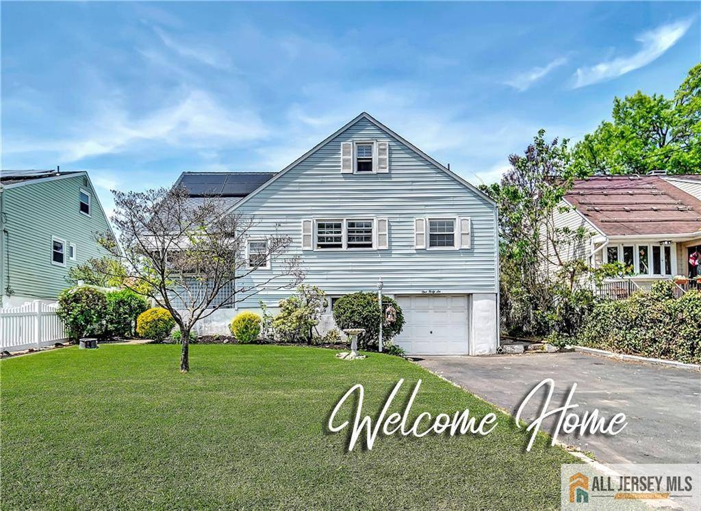 146 Arlington DR, Fords, NJ 08863