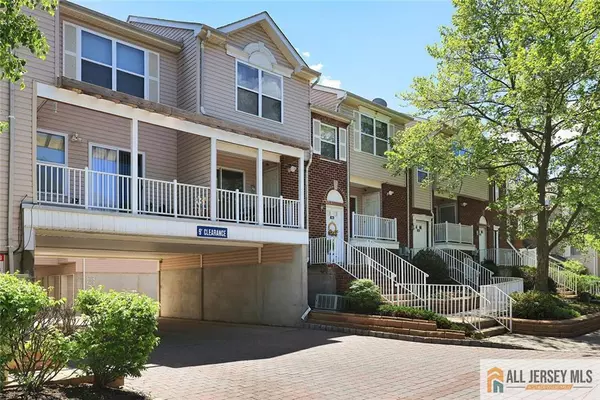 Perth Amboy, NJ 08861,516 Great Beds CT