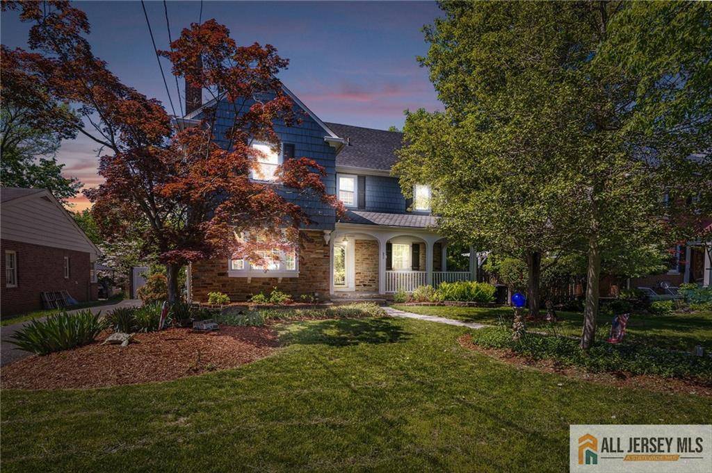 15 Kensington AVE, Trenton, NJ 08618