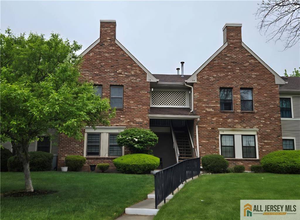 115 Griggs PL #115, East Brunswick, NJ 08816