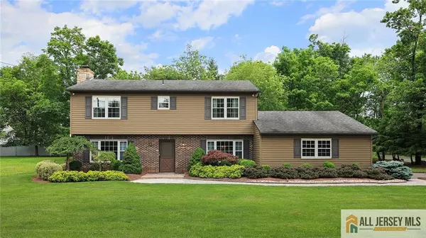 Piscataway, NJ 08854,825 Hoes LN W