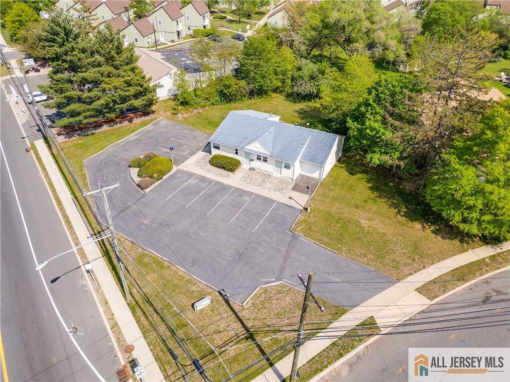 South Brunswick, NJ 08824,2 Stanworth RD