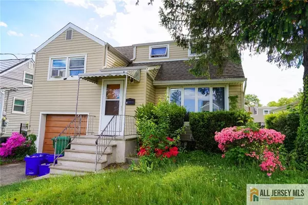 5 Gardner PL, Sayreville, NJ 08859