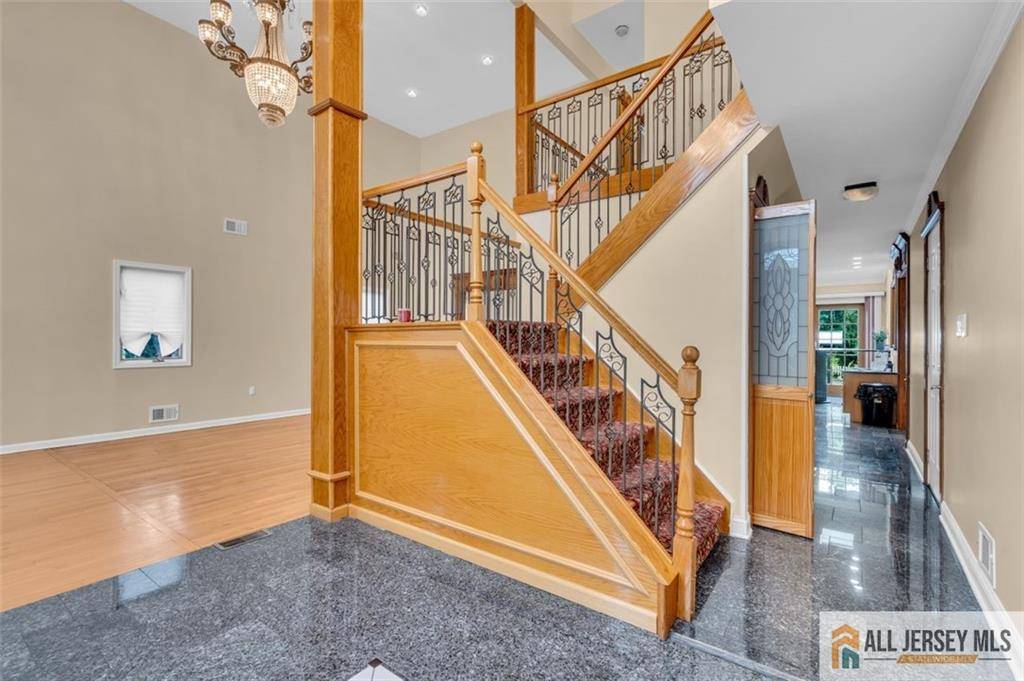South Brunswick, NJ 08810,10 Signal CT