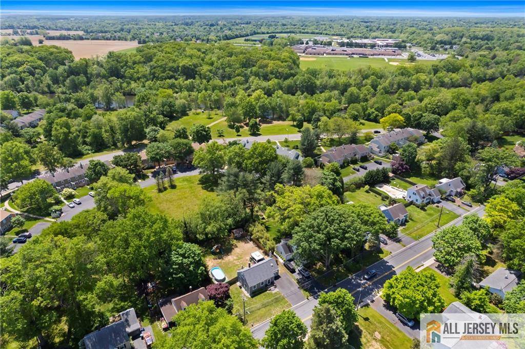 Plainsboro, NJ 08536,38 Edgemere AVE