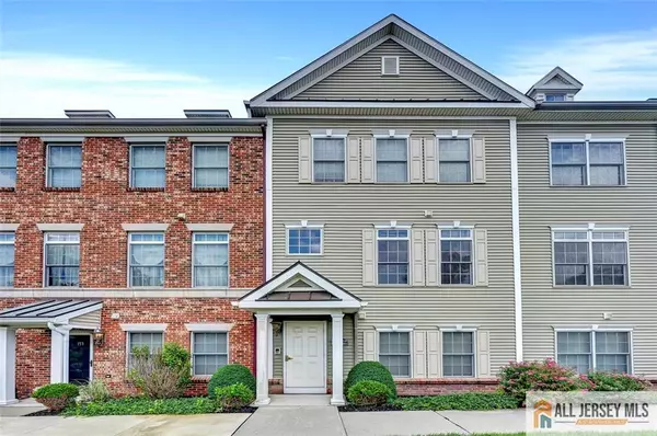 South Amboy, NJ 08879,149 Main ST #33