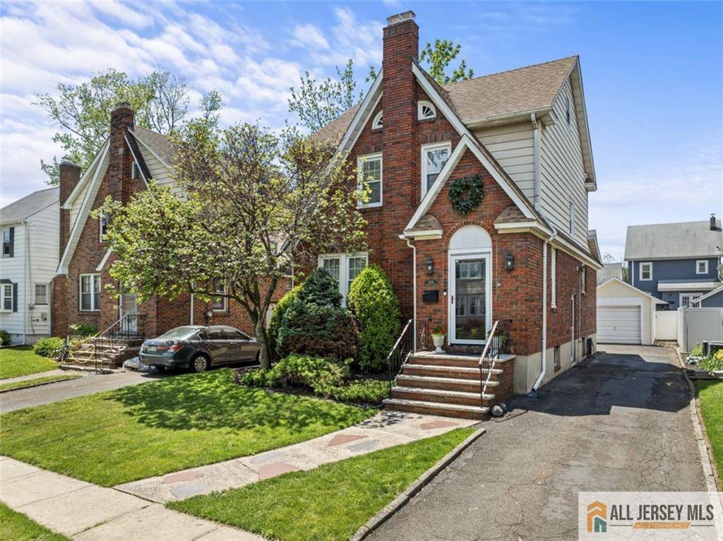 624 Sheridan AVE, Roselle Park, NJ 07204