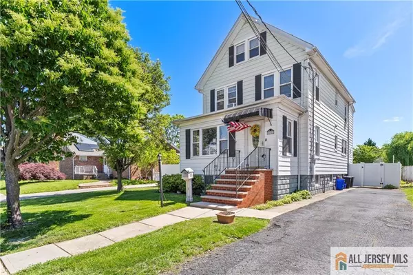 Carteret, NJ 07008,6 Hermann ST