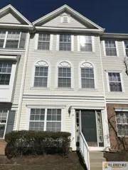 43 Giera CT, Sayreville, NJ 08859