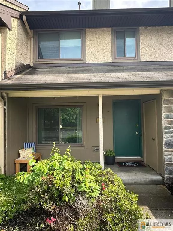 134 Hampshire DR, Plainsboro, NJ 08536
