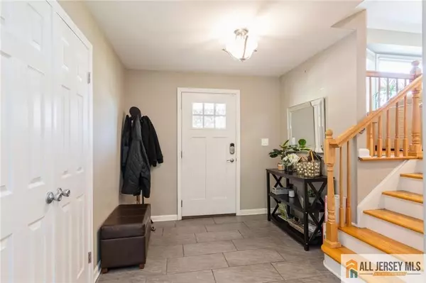 North Brunswick, NJ 08902,1516 N Indian PL