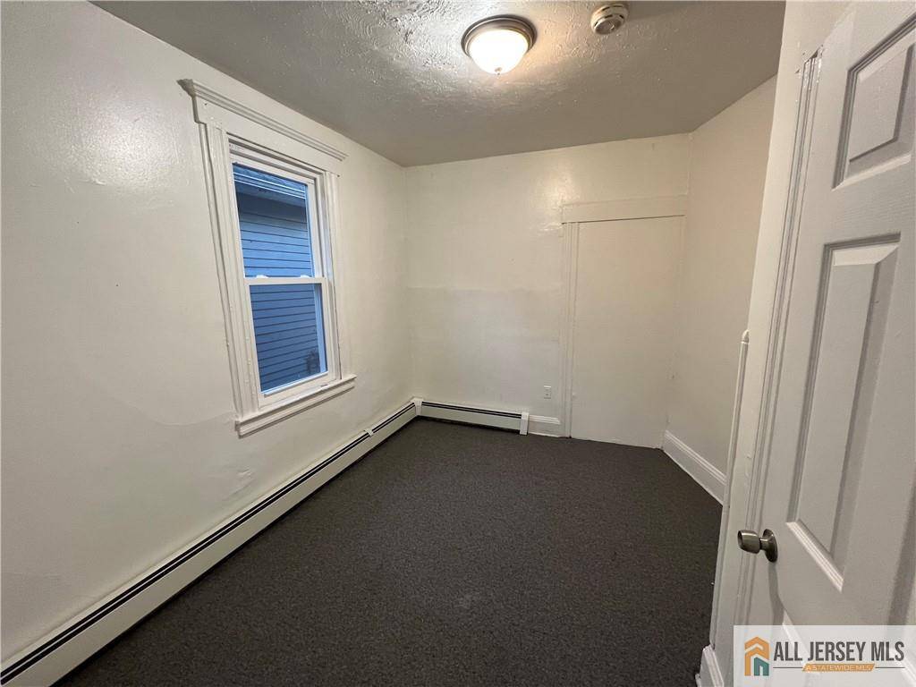 Plainfield, NJ 07060,425 John ST