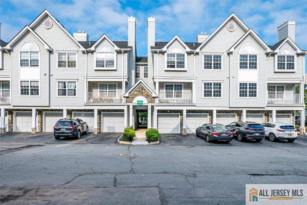 32 Prestwick WAY #32, Edison, NJ 08820