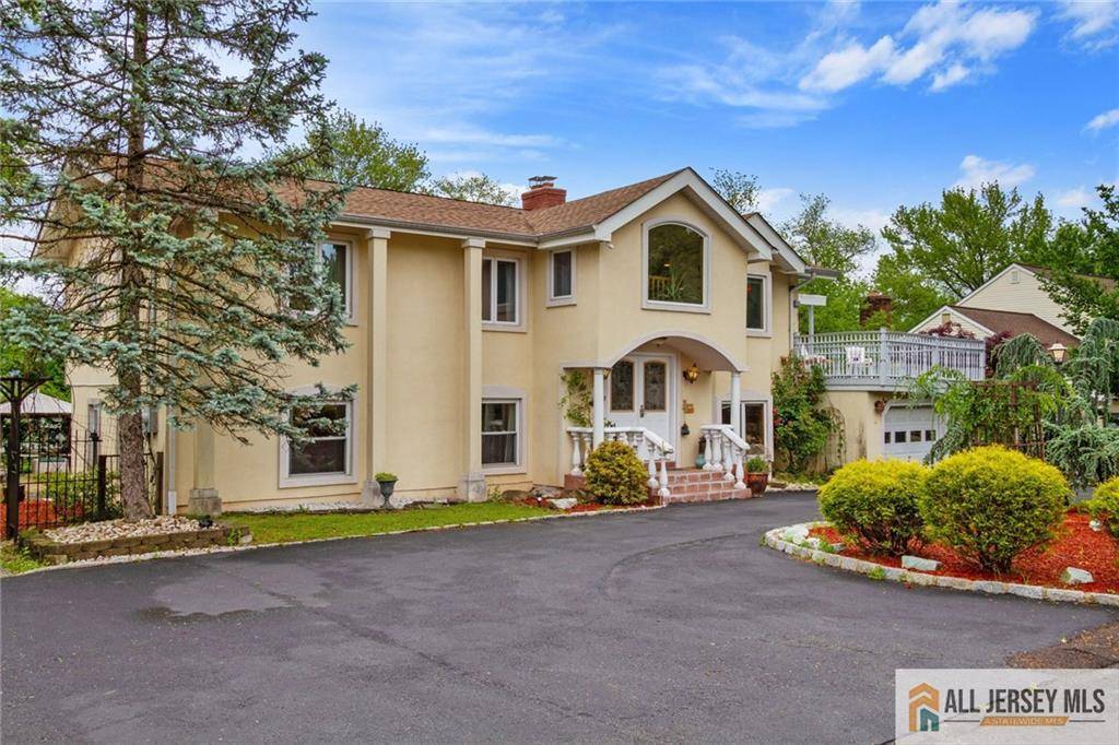 8 Harold AVE, Edison, NJ 08820