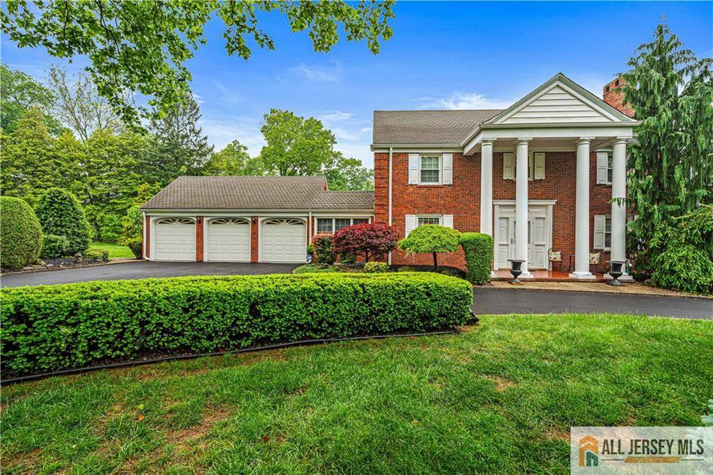 57 Patton DR, East Brunswick, NJ 08816