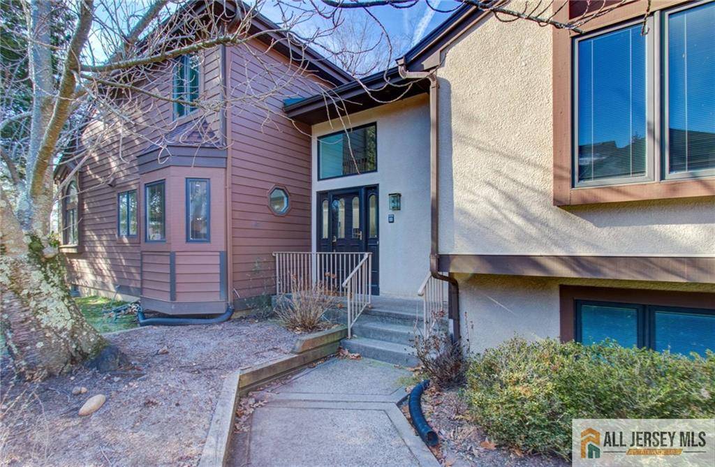 388 Sayre DR, Plainsboro, NJ 08540