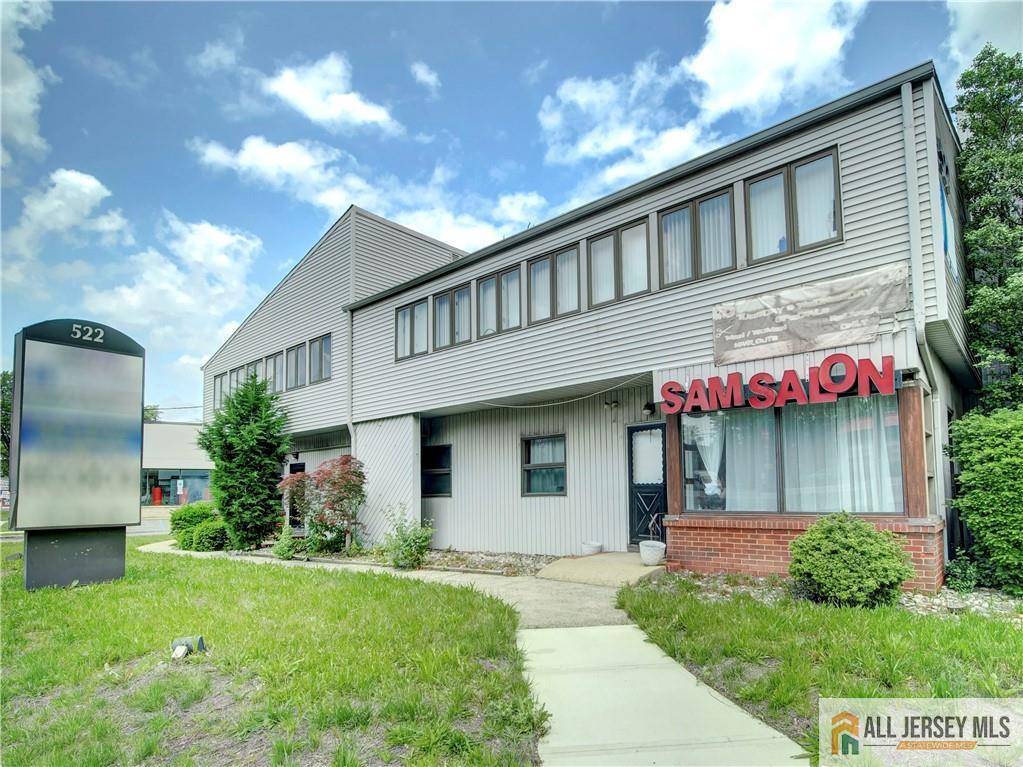 522 State Route 18, East Brunswick, NJ 08816