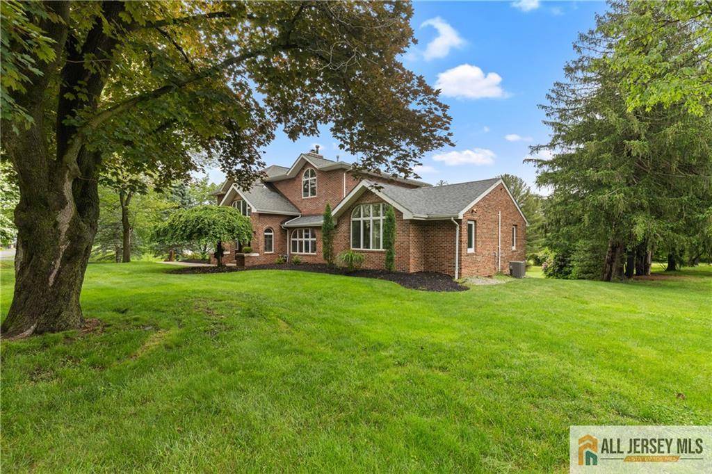 South Brunswick, NJ 08852,173 Old Beekman RD