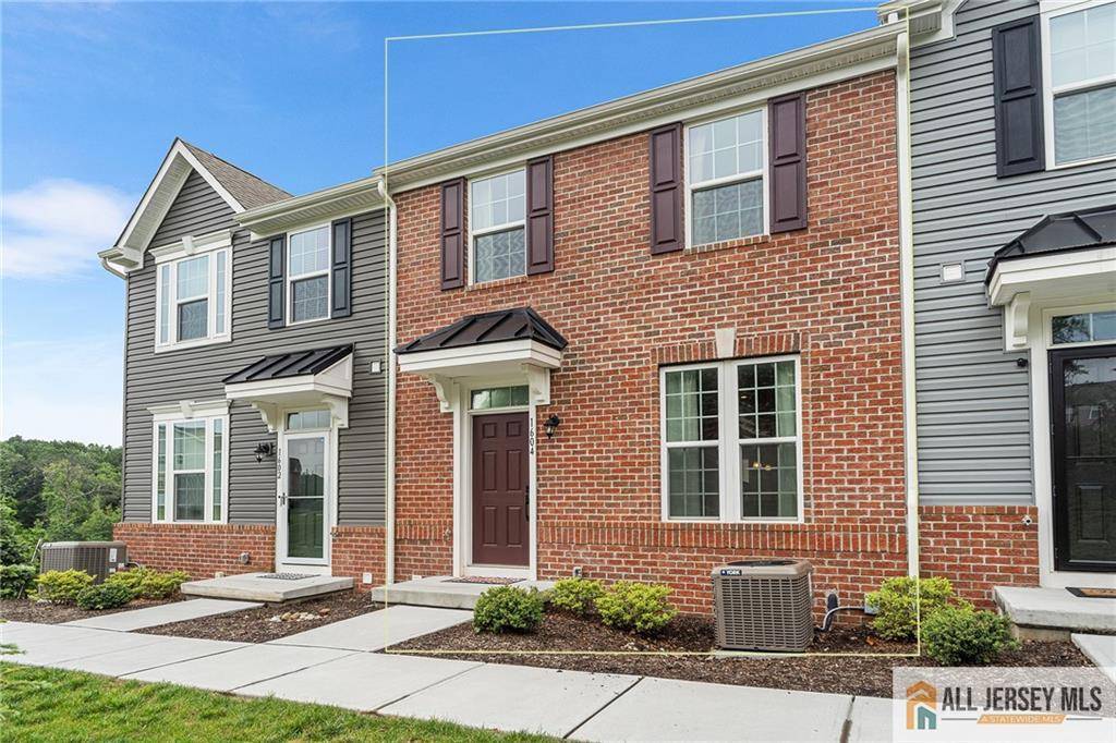 Sayreville, NJ 08859,1604 English LN
