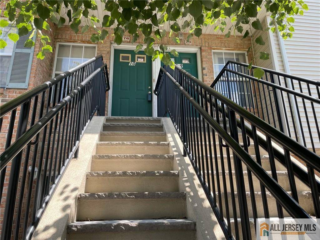 Newark, NJ 07105,76 Union ST #A10