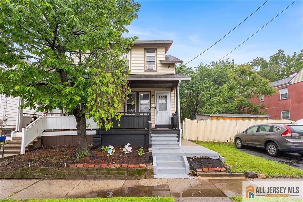 34 Francis AVE, Trenton, NJ 08629