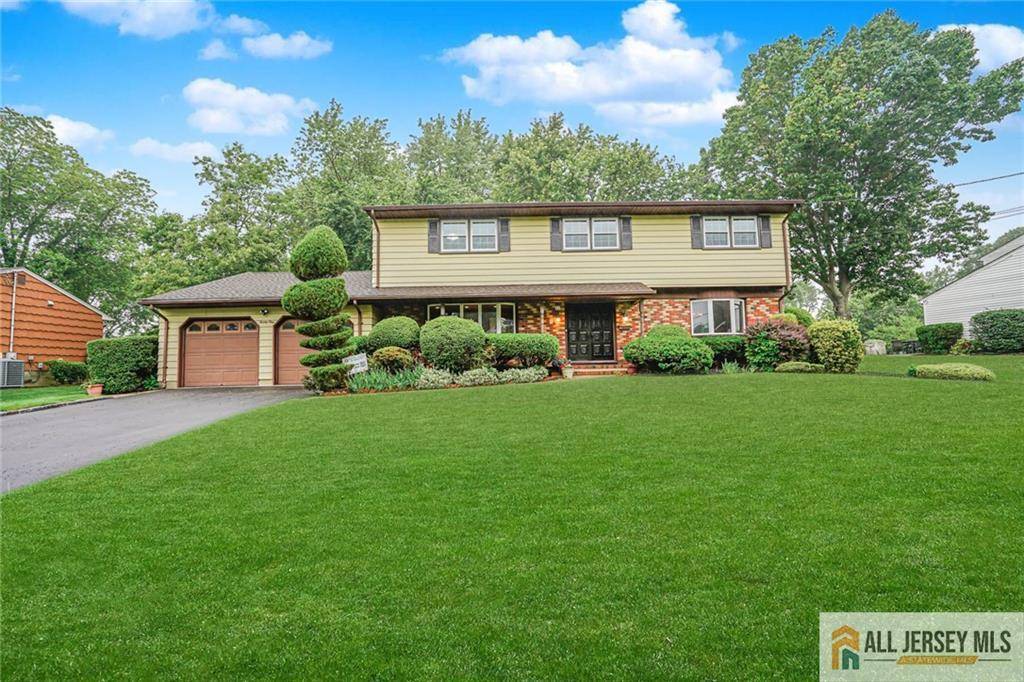 21 Green Hills RD, East Brunswick, NJ 08816