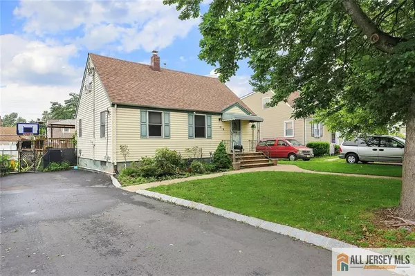 Edison, NJ 08837,53 Second ST