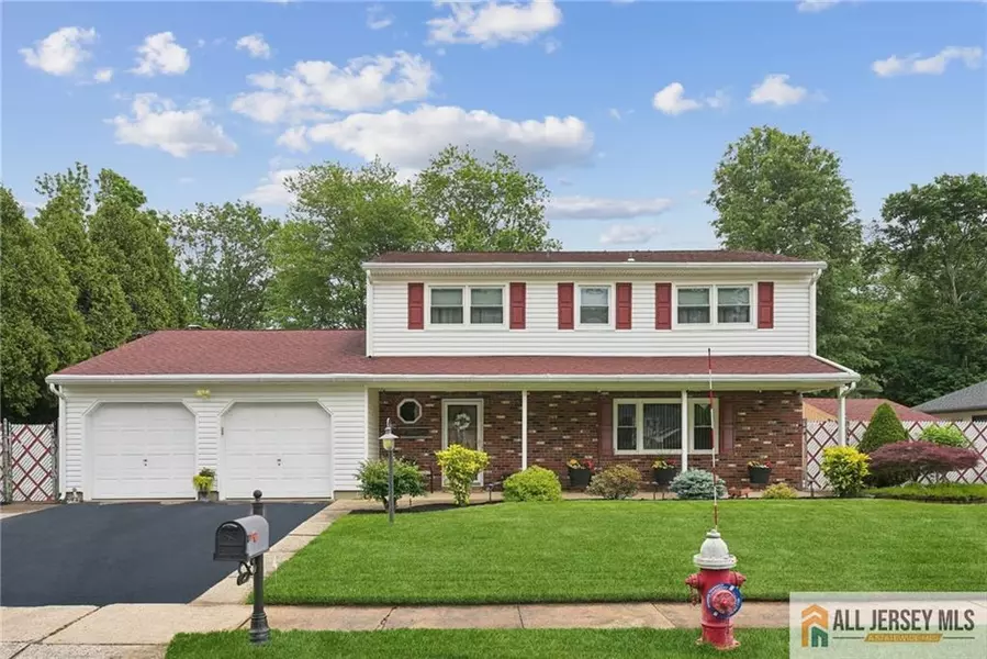 39 Evergreen TER, Monroe, NJ 08831