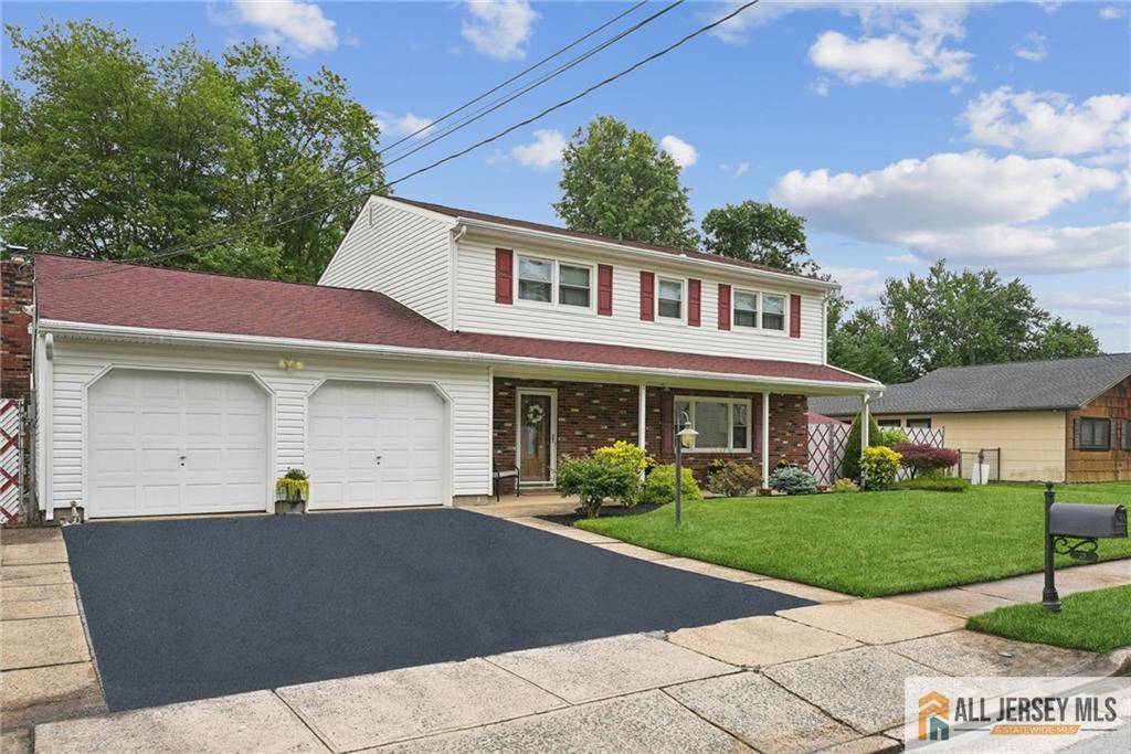 Monroe, NJ 08831,39 Evergreen TER