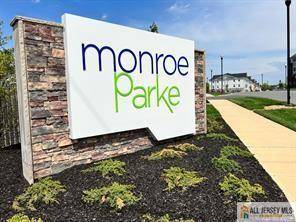1033 Vanderbergh BLVD, Monroe, NJ 08831