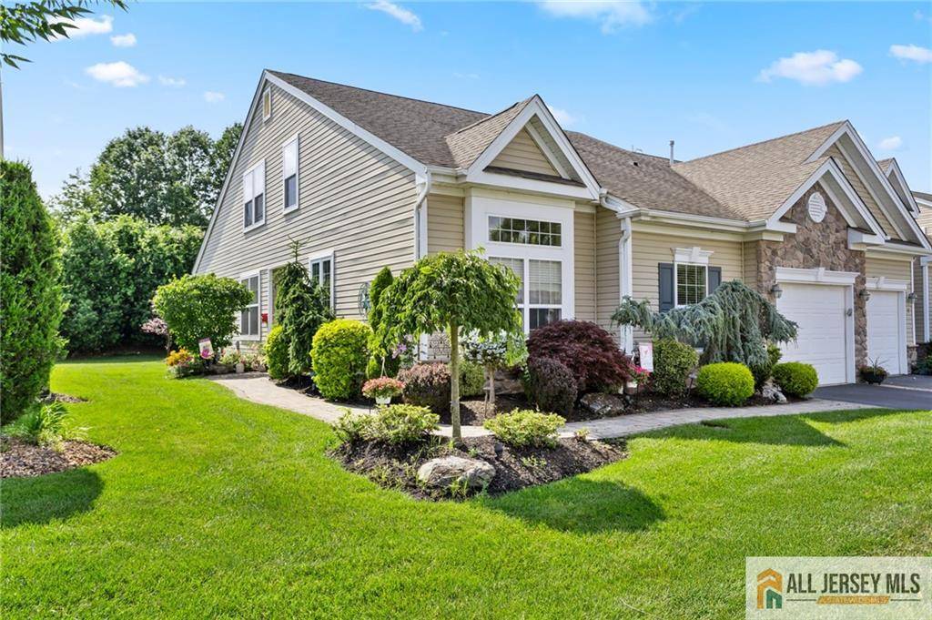 Monroe, NJ 08831,9 Timber Hill DR