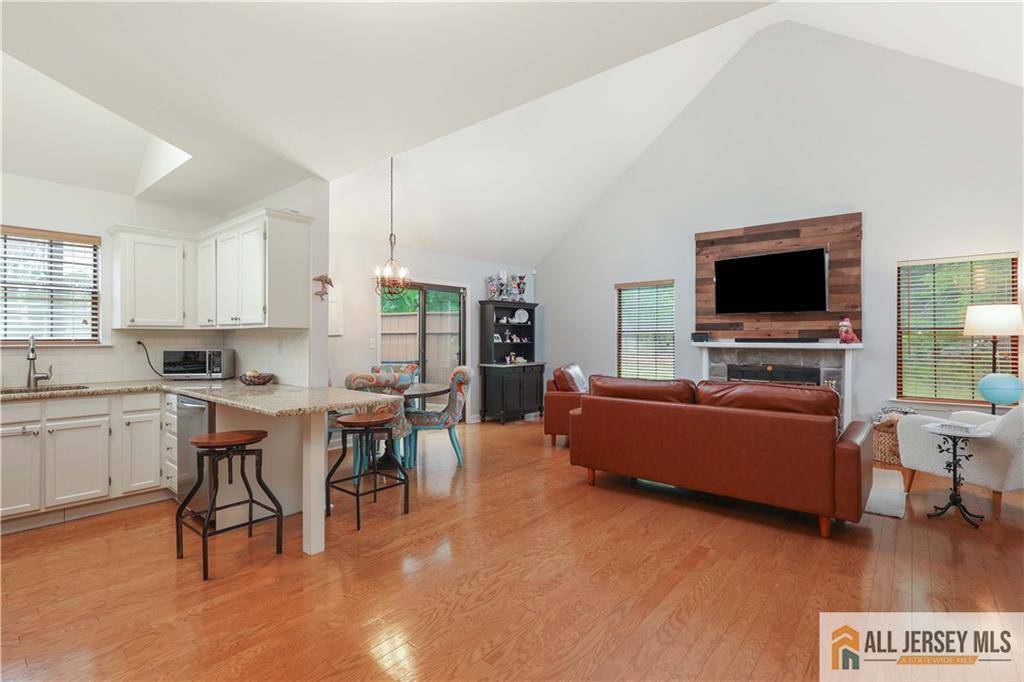 Tinton Falls, NJ 07701,22 Palomino PL