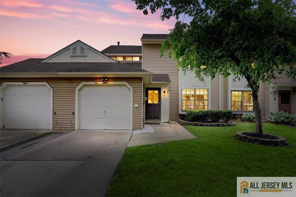 6 Morton CT, East Brunswick, NJ 08816