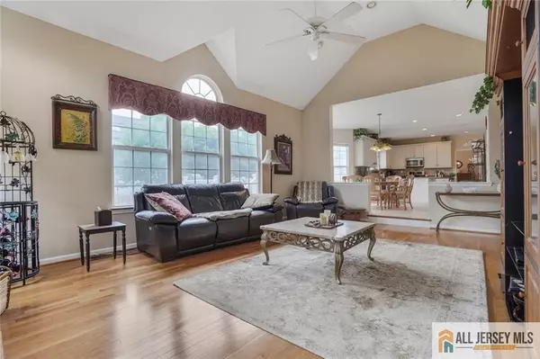 East Brunswick, NJ 08816,9 Lavender WAY