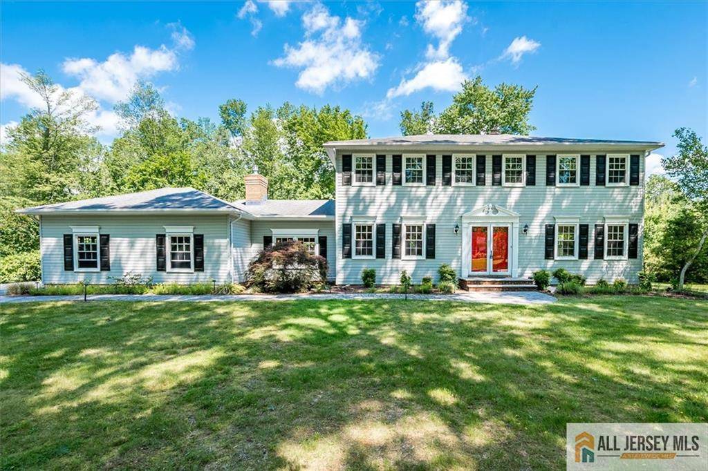 13 Douglass DR, South Brunswick, NJ 08540