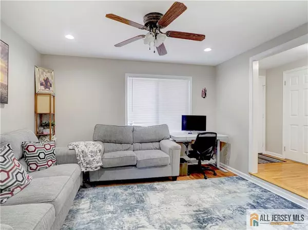 South Brunswick, NJ 08852,23 Regal DR