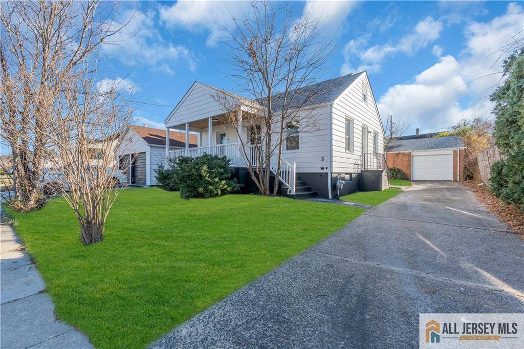 Sayreville, NJ 08872,8 1st ST