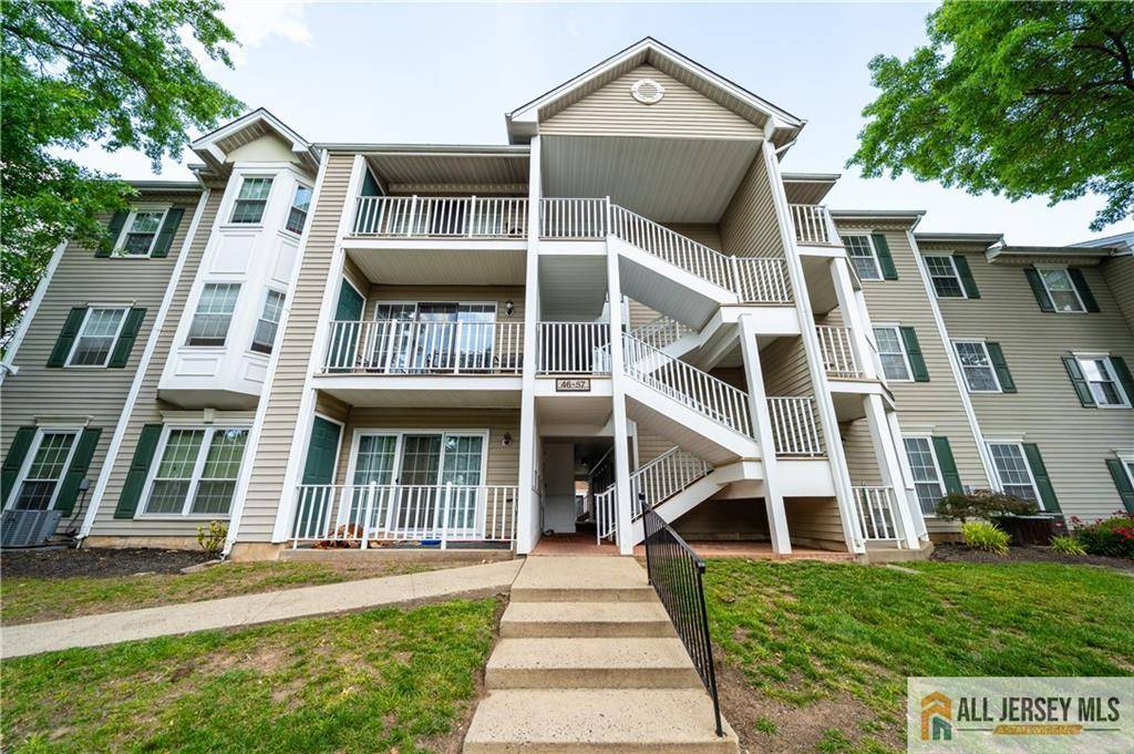 48 Clay ST, North Brunswick, NJ 08902