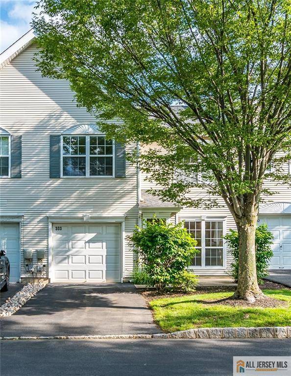 303 Harvest LN, South Brunswick, NJ 08852